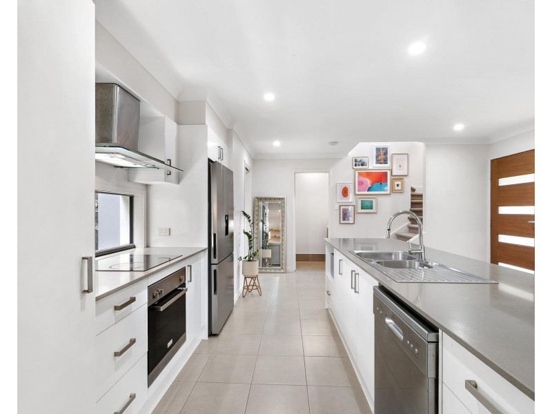 1/21 Rees Court, Elanora QLD 4221