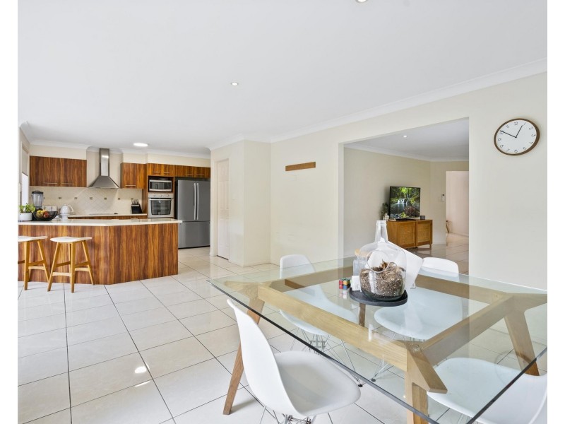 30 Sharscay Close, Burleigh Heads QLD 4220