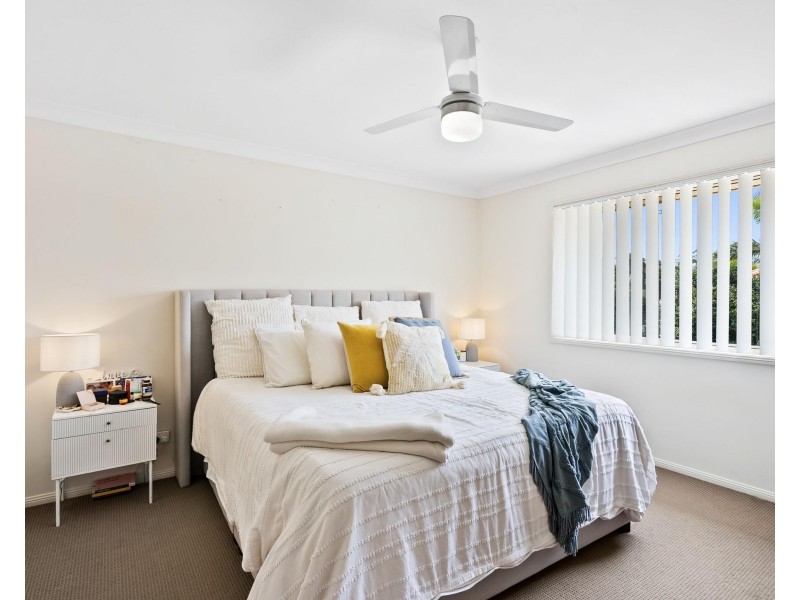 30 Sharscay Close, Burleigh Heads QLD 4220