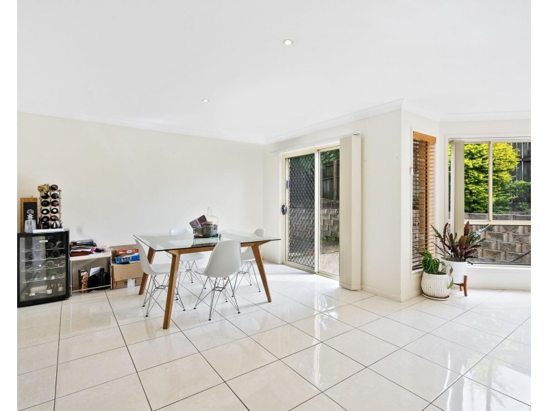 30 Sharscay Close, Burleigh Heads QLD 4220