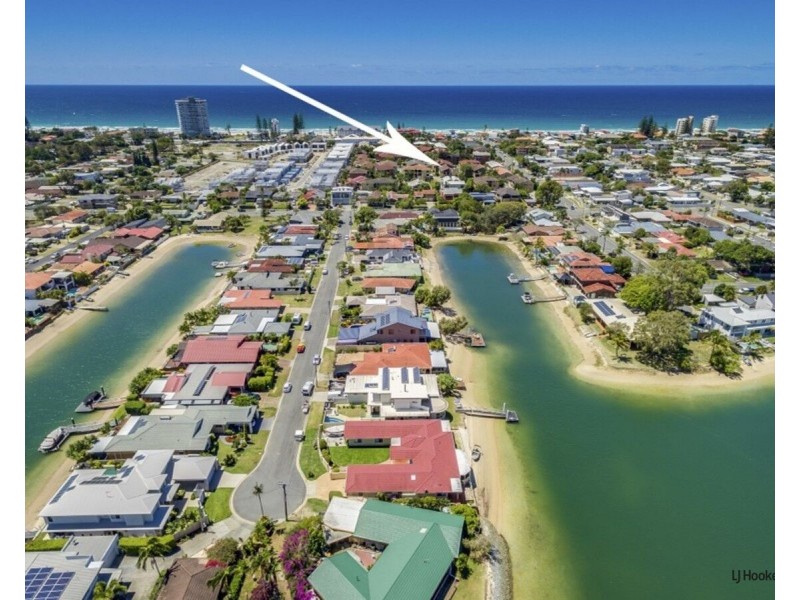 7/5 Nalla Court, Palm Beach QLD 4221