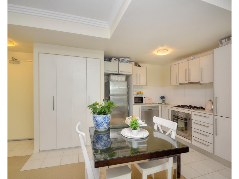 1211/10 Fifth Avenue, Palm Beach QLD 4221