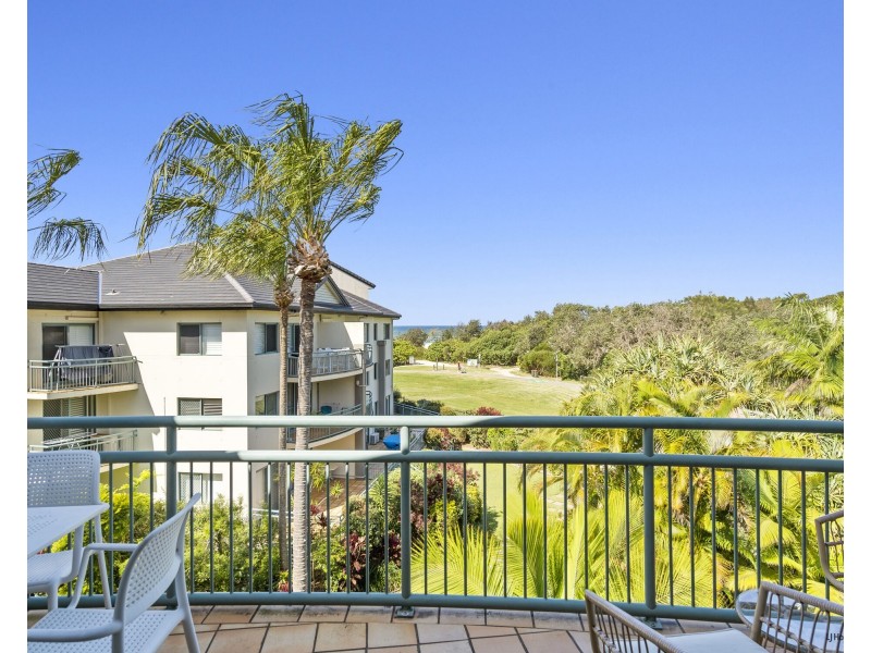 102/955 Gold Coast Highway, Palm Beach QLD 4221