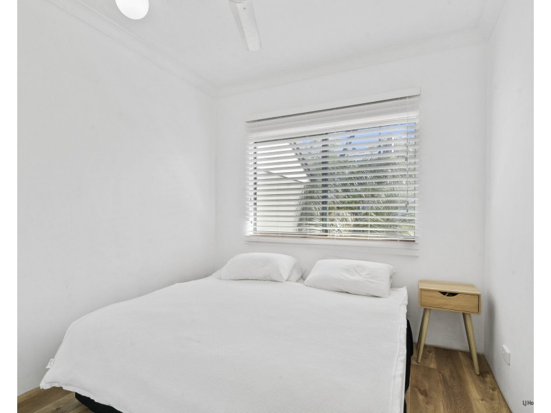 102/955 Gold Coast Highway, Palm Beach QLD 4221