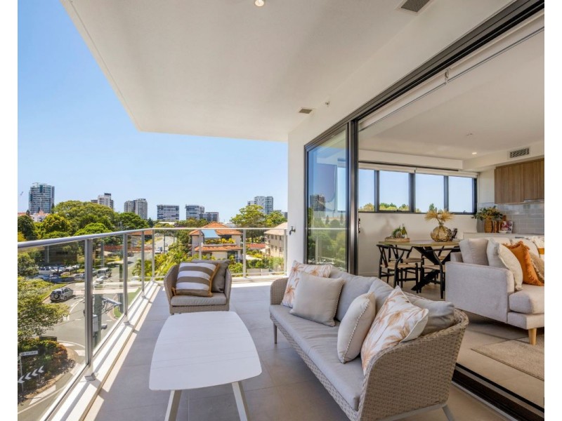 22/15 Dutton Street, Coolangatta QLD 4225