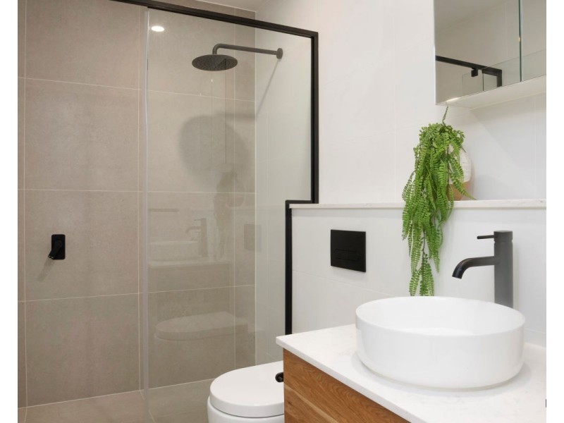 22/15 Dutton Street, Coolangatta QLD 4225