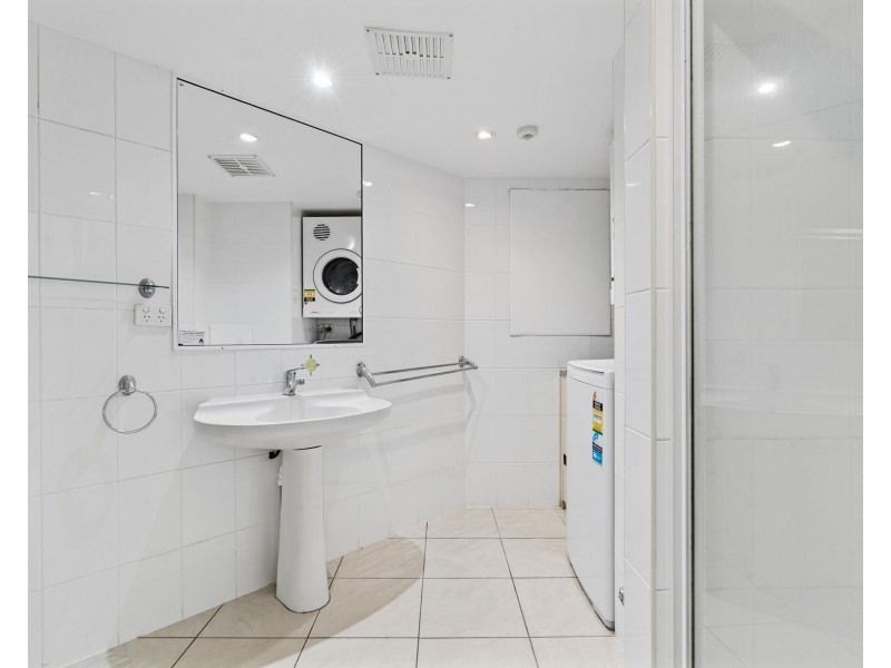 13/26 Old Burleigh Road, Surfers Paradise QLD 4217