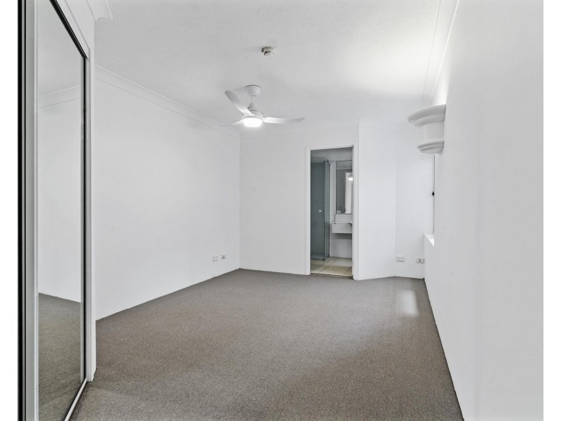 13/26 Old Burleigh Road, Surfers Paradise QLD 4217