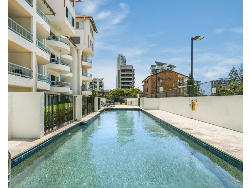 13/26 Old Burleigh Road, Surfers Paradise QLD 4217