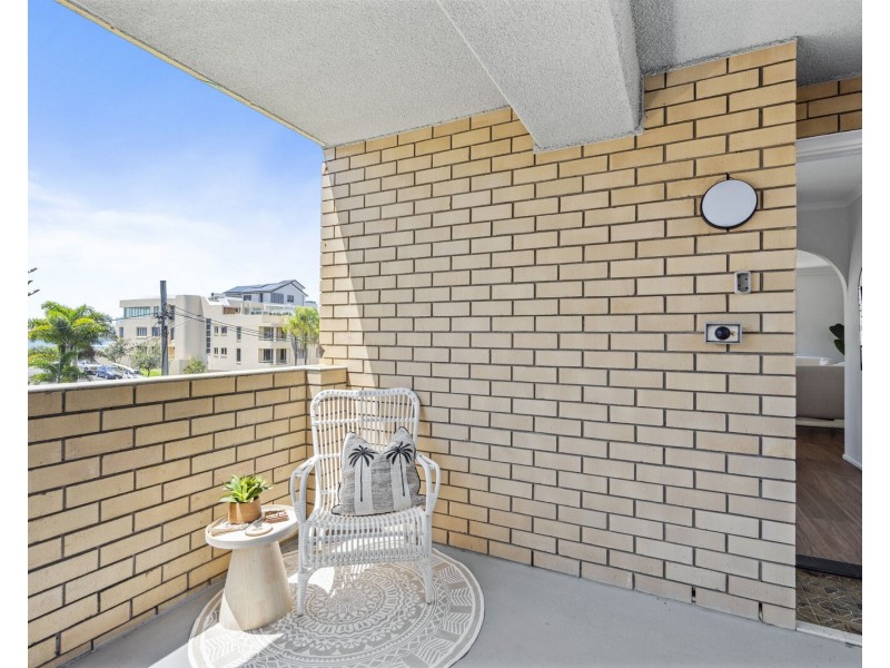 8/1031 Gold Coast Highway, Palm Beach QLD 4221