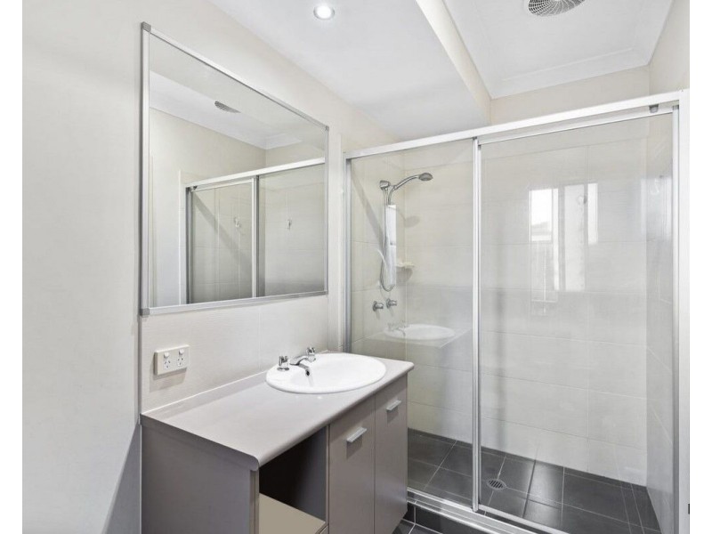 7B Spindrift Court, Burleigh Waters QLD 4220