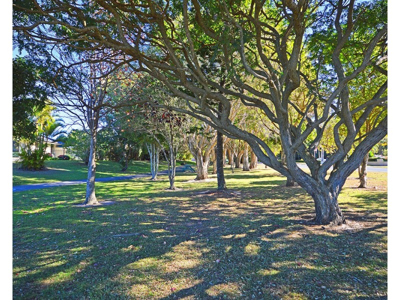 57 Winders Place, Banora Point NSW 2486