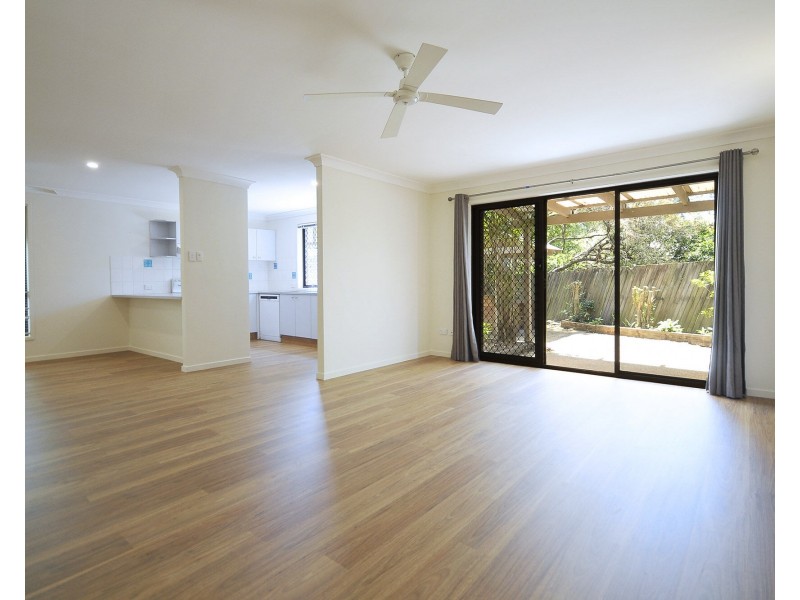2/46 Woodland Drive, Reedy Creek QLD 4227