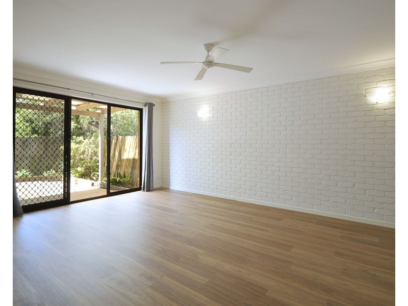 2/46 Woodland Drive, Reedy Creek QLD 4227