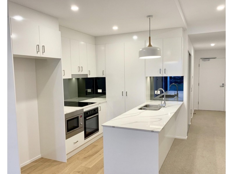 402/51 Peerless Avenue, Mermaid Beach QLD 4218