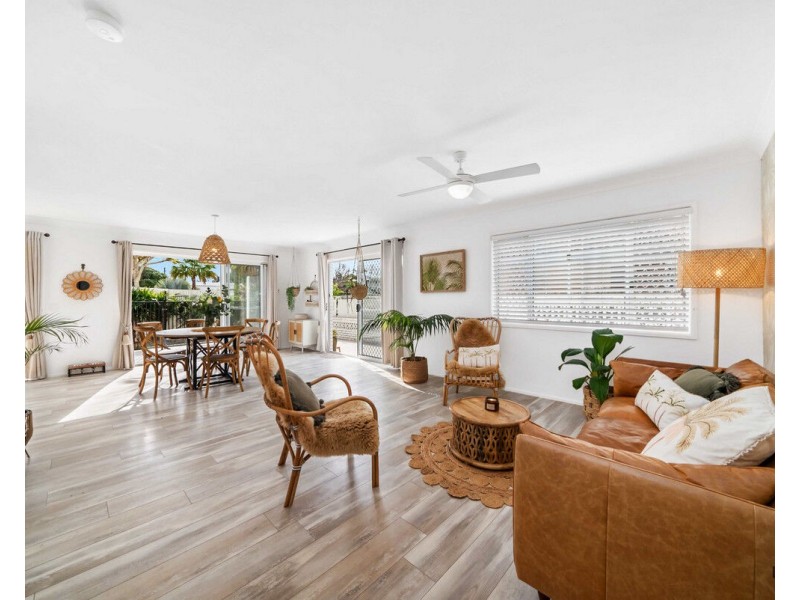 1/65 Leyte Avenue, Palm Beach QLD 4221