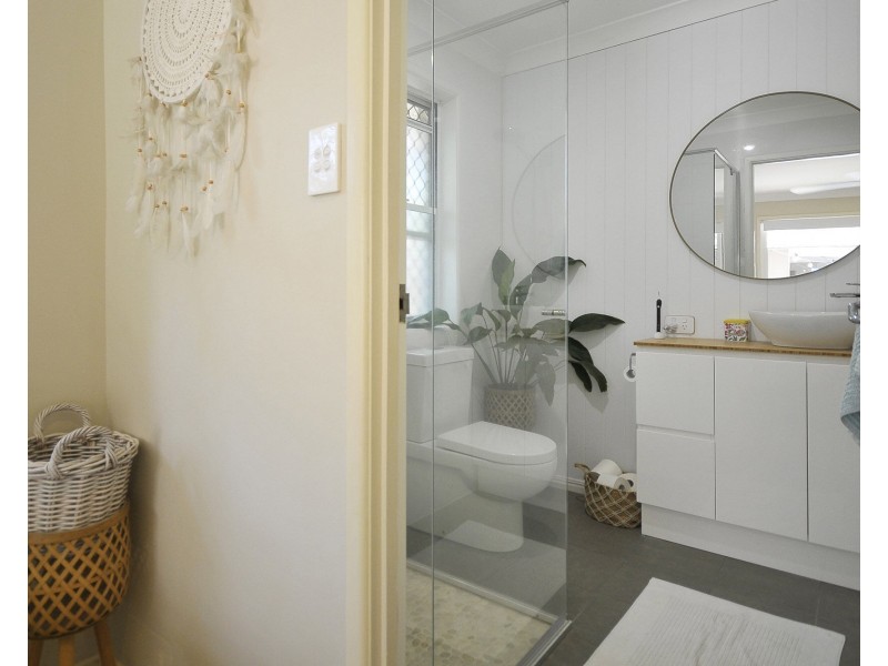 7 Seville Circuit, Burleigh Waters QLD 4220