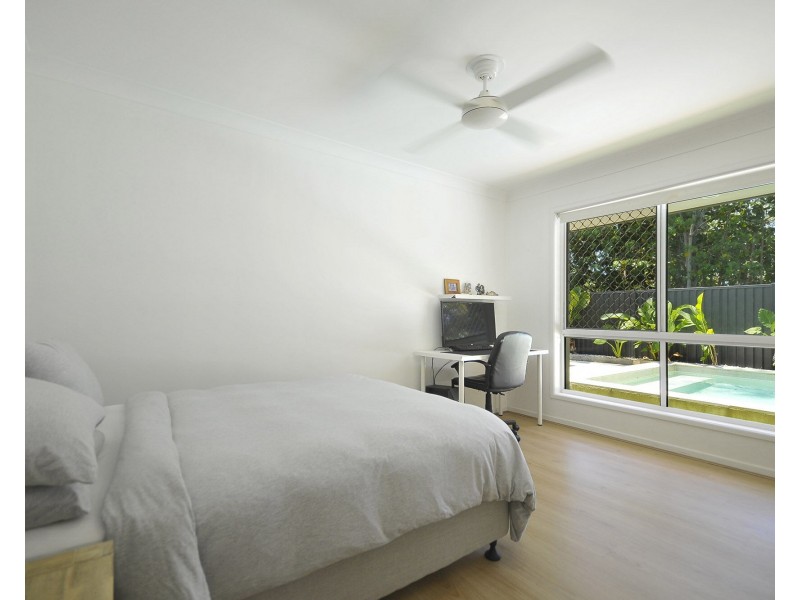 7 Seville Circuit, Burleigh Waters QLD 4220