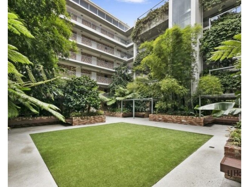 310/190 Varsity Parade, Varsity Lakes QLD 4227