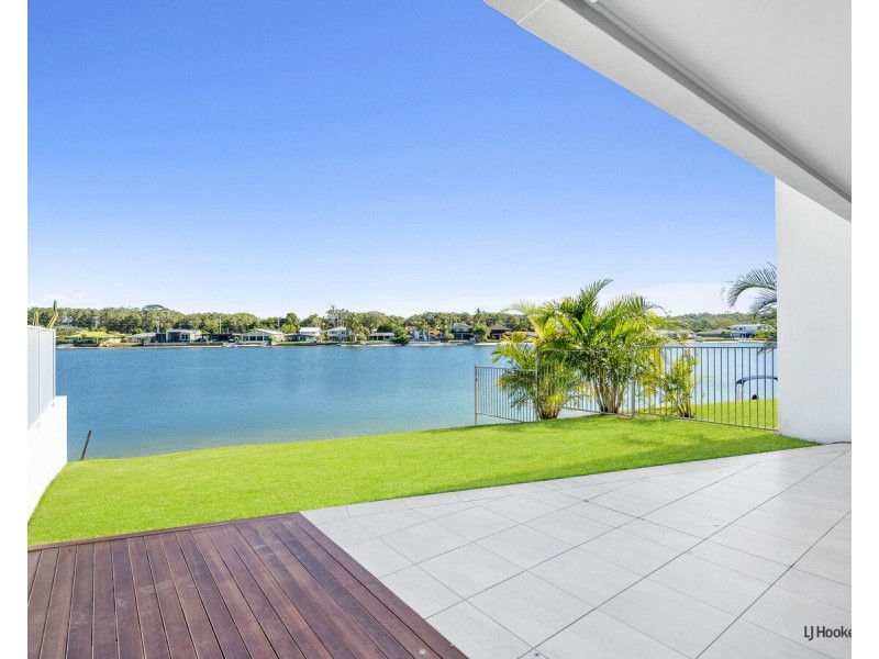 1/86 Parnki Parade, Palm Beach QLD 4221