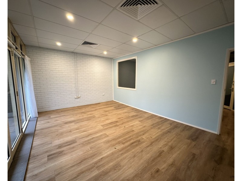 82 Griffith Street, Coolangatta QLD 4225