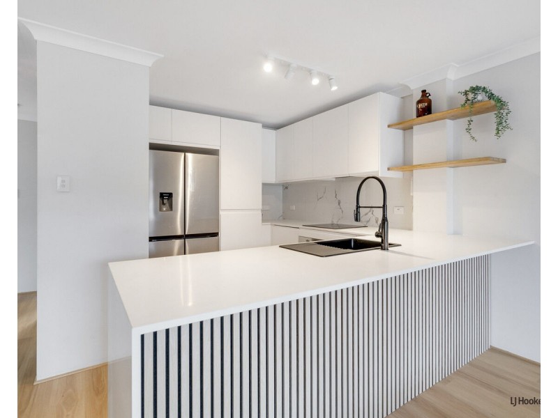 20/9 Ocean Street, Coolangatta QLD 4225