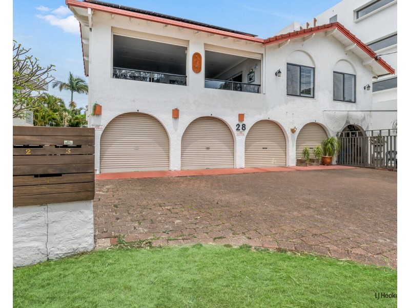 2/28 Murlong Crescent, Palm Beach QLD 4221