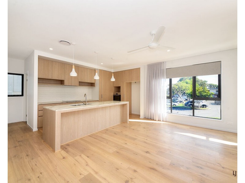 1/12 Seventh Avenue, Palm Beach QLD 4221