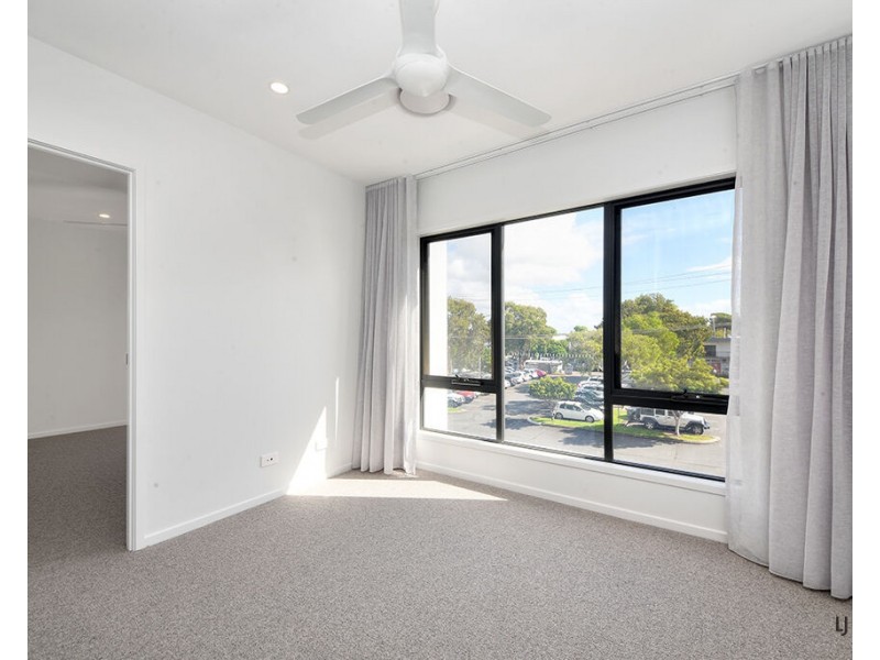 1/12 Seventh Avenue, Palm Beach QLD 4221
