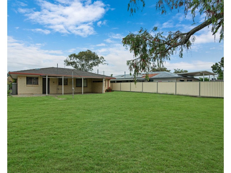 35 Tatha Avenue, Palm Beach QLD 4221