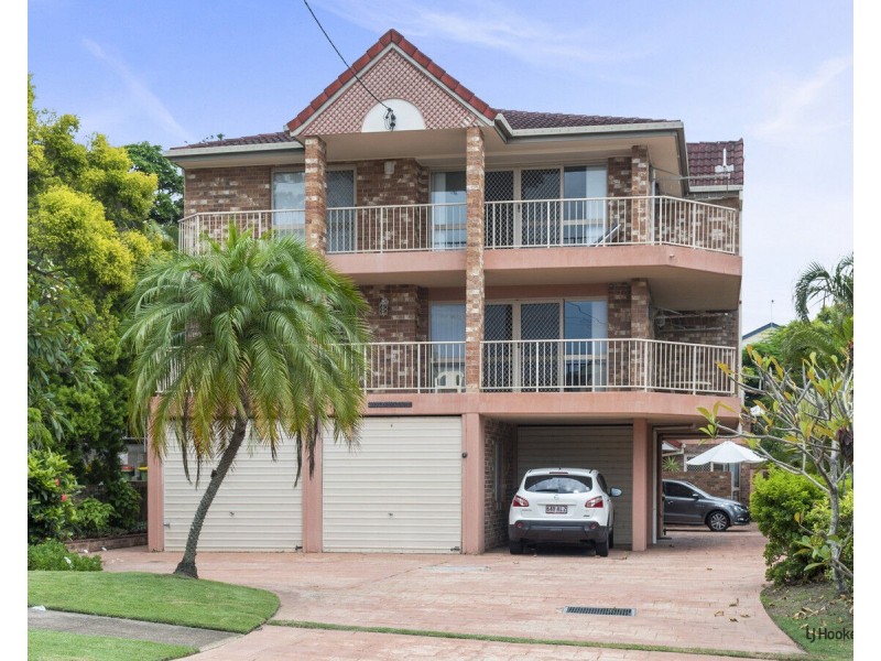 1/10 Twelfth Avenue, Palm Beach QLD 4221