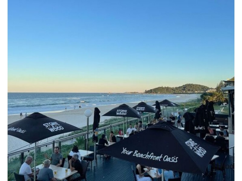 2/138 Jefferson Lane, Palm Beach QLD 4221