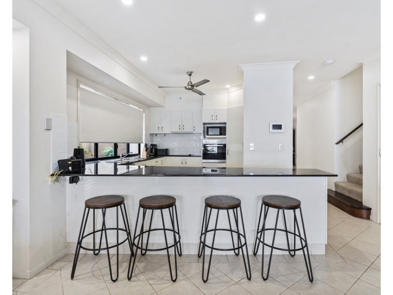 101 Stanhill Drive, Surfers Paradise QLD 4217