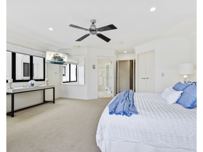 101 Stanhill Drive, Surfers Paradise QLD 4217