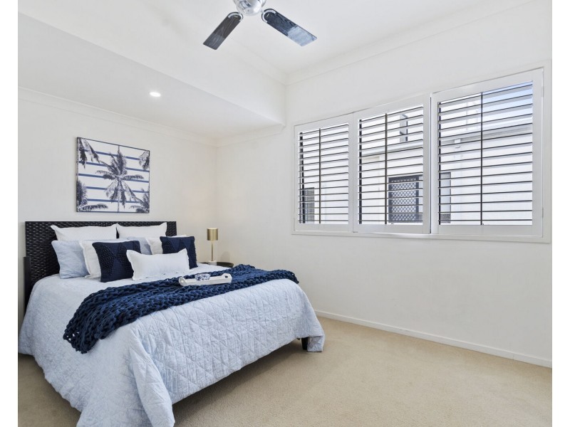 101 Stanhill Drive, Surfers Paradise QLD 4217