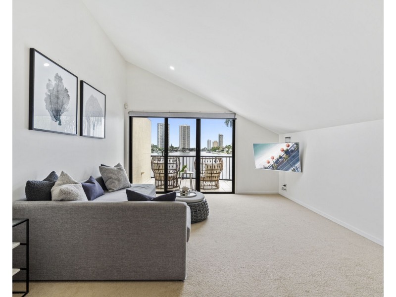 101 Stanhill Drive, Surfers Paradise QLD 4217