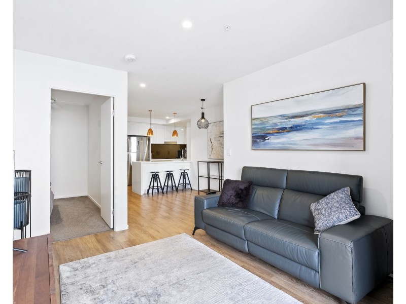 702/139 Scarborough Street, Southport QLD 4215