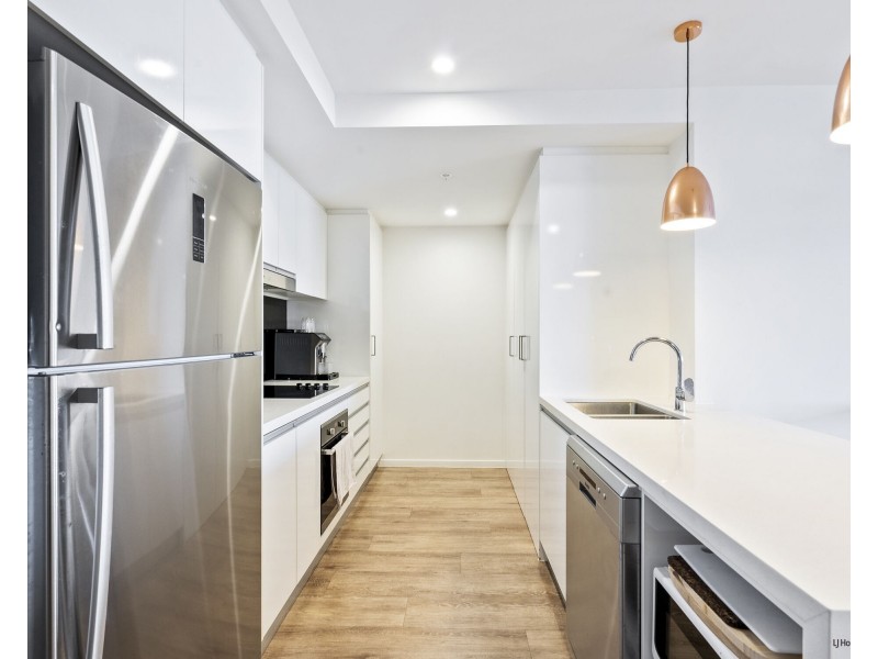 702/139 Scarborough Street, Southport QLD 4215