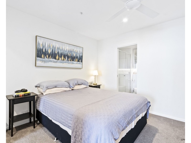 702/139 Scarborough Street, Southport QLD 4215