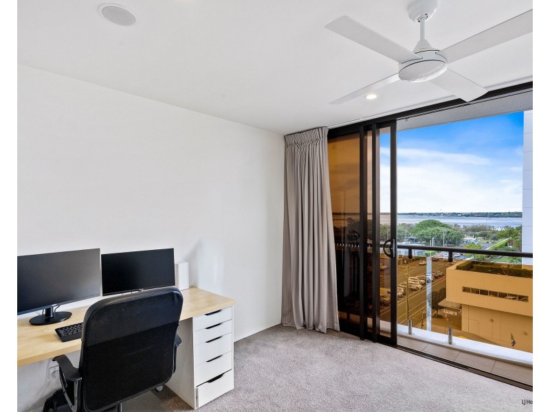 702/139 Scarborough Street, Southport QLD 4215