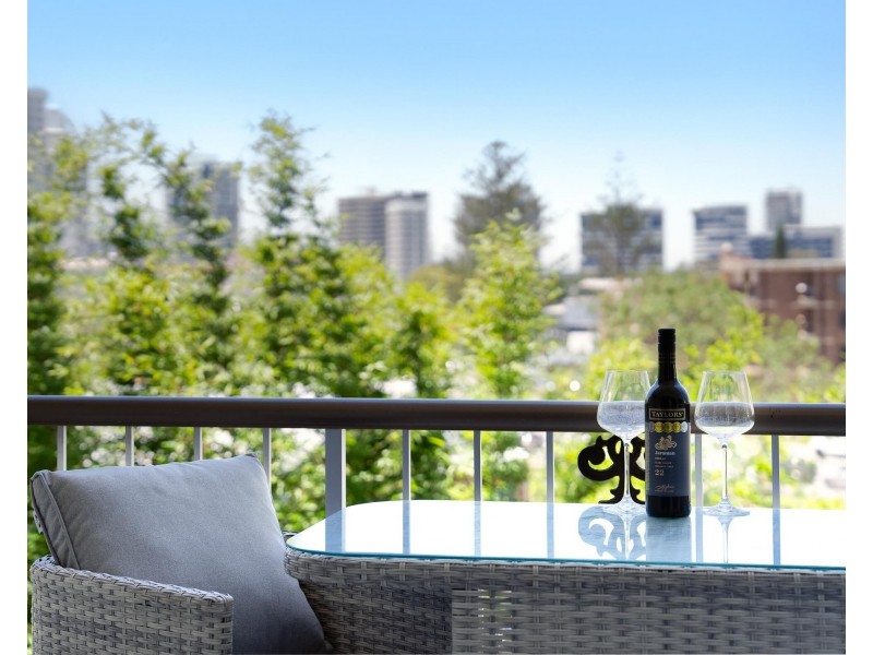 10/126 Musgrave Street, Coolangatta QLD 4225