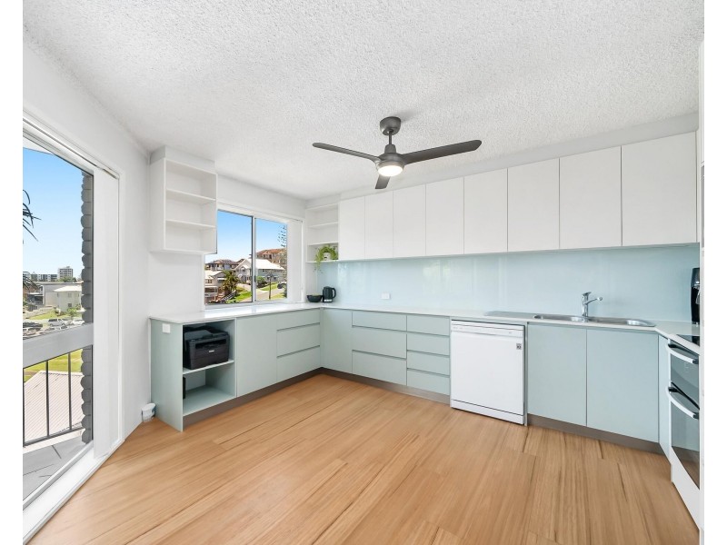 10/126 Musgrave Street, Coolangatta QLD 4225