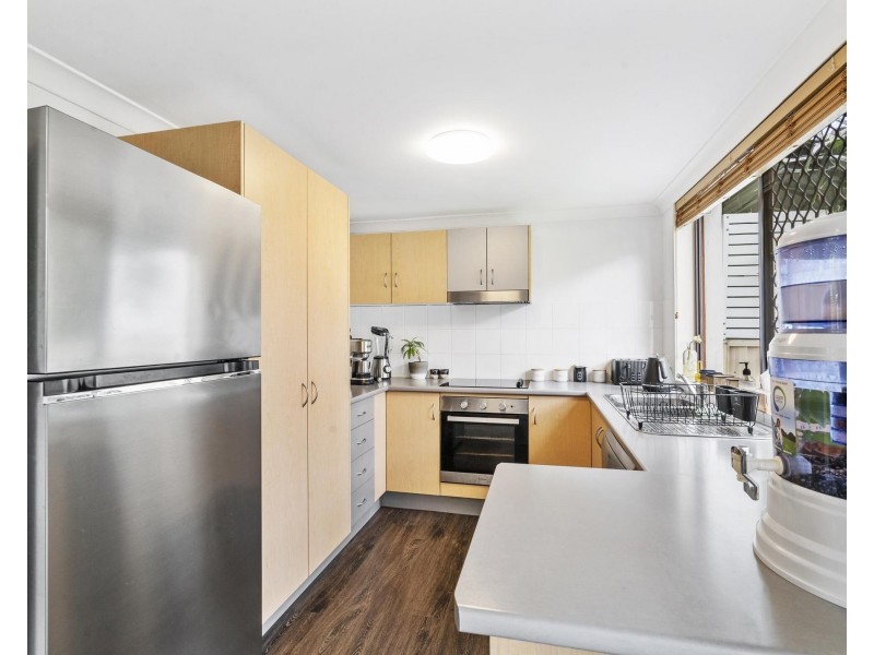 24/2 Karbunya Street, Mermaid Waters QLD 4218