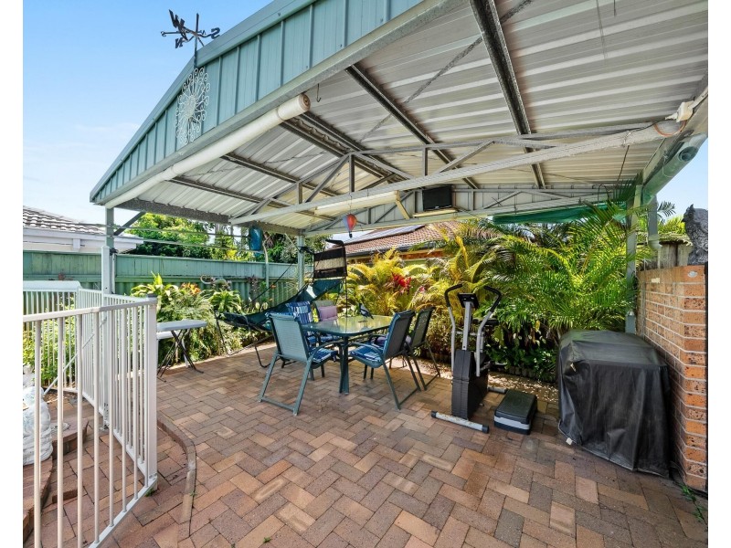 33 Spindle Street, Palm Beach QLD 4221