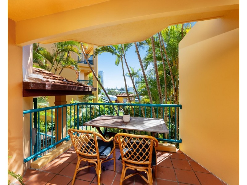 5/27-29 Dutton Street, Coolangatta QLD 4225