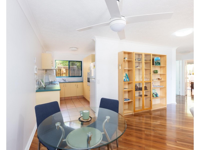 5/27-29 Dutton Street, Coolangatta QLD 4225