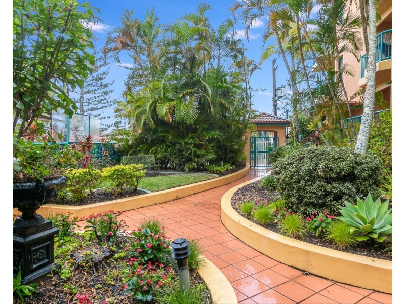 5/27-29 Dutton Street, Coolangatta QLD 4225
