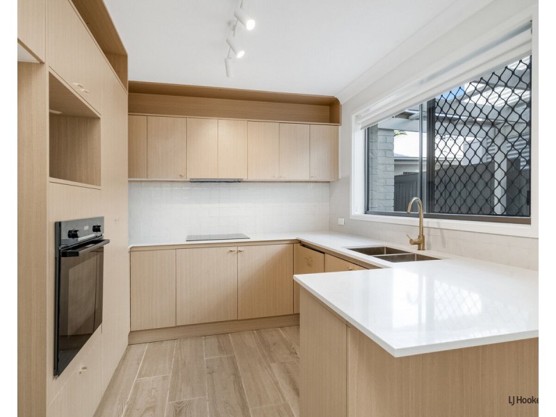 2/30 Cypress Terrace, Palm Beach QLD 4221