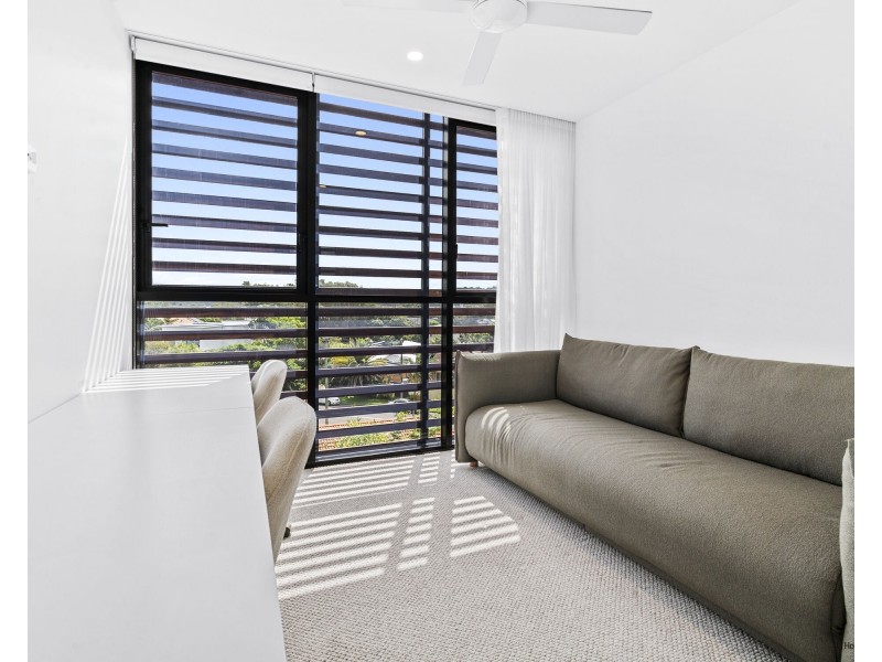 406/14-18 Twenty Eighth Avenue, Palm Beach QLD 4221