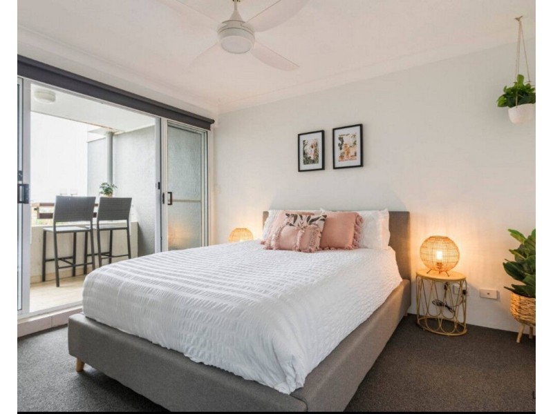 22/14 Jefferson Lane, Palm Beach QLD 4221